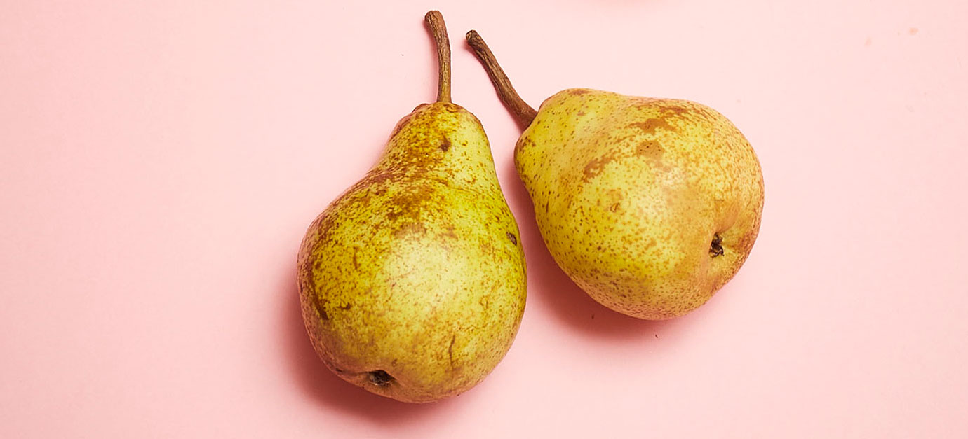 SITRAM recipe for poached pears with wine and spices