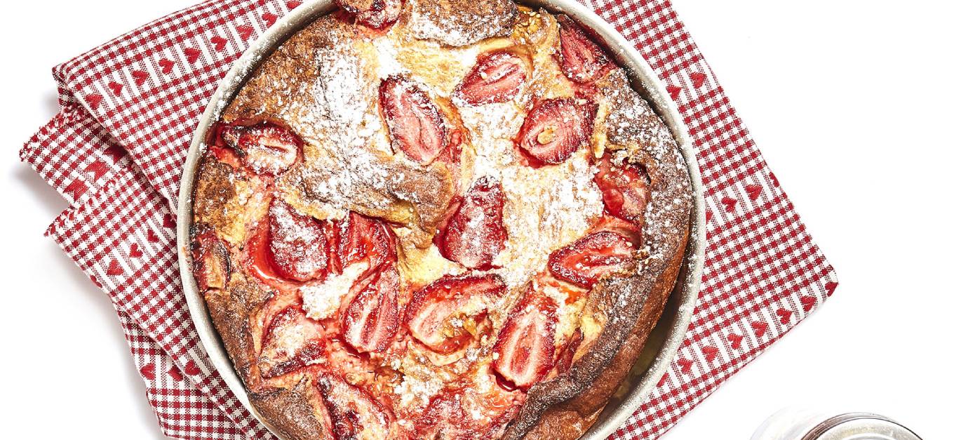 SITRAM recipe for strawberry and nougat clafoutis